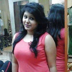 Kanwal Gulzer 2_9.jpg